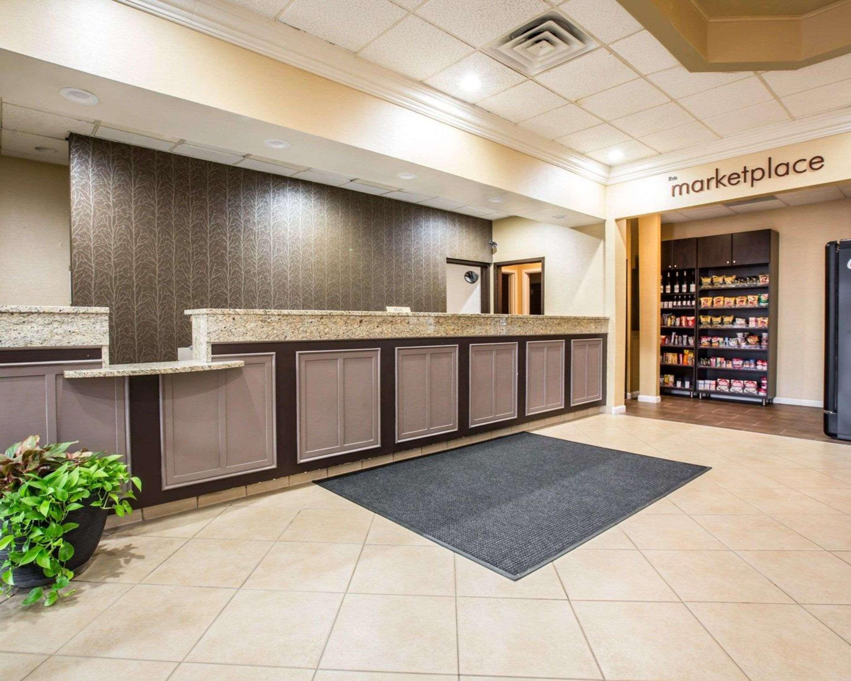 Clarion Inn Asheville Airport Fletcher Exterior foto